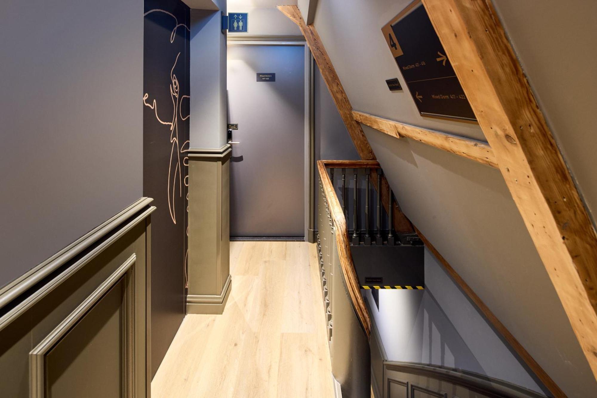 The Elephant Hostel Amsterdam Exterior foto